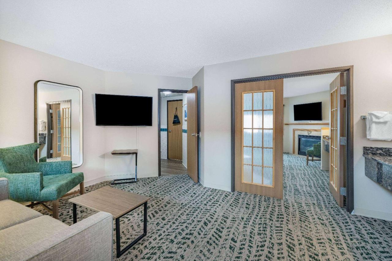Americinn By Wyndham Duluth South Proctor Black Woods Event Ctr Exteriör bild