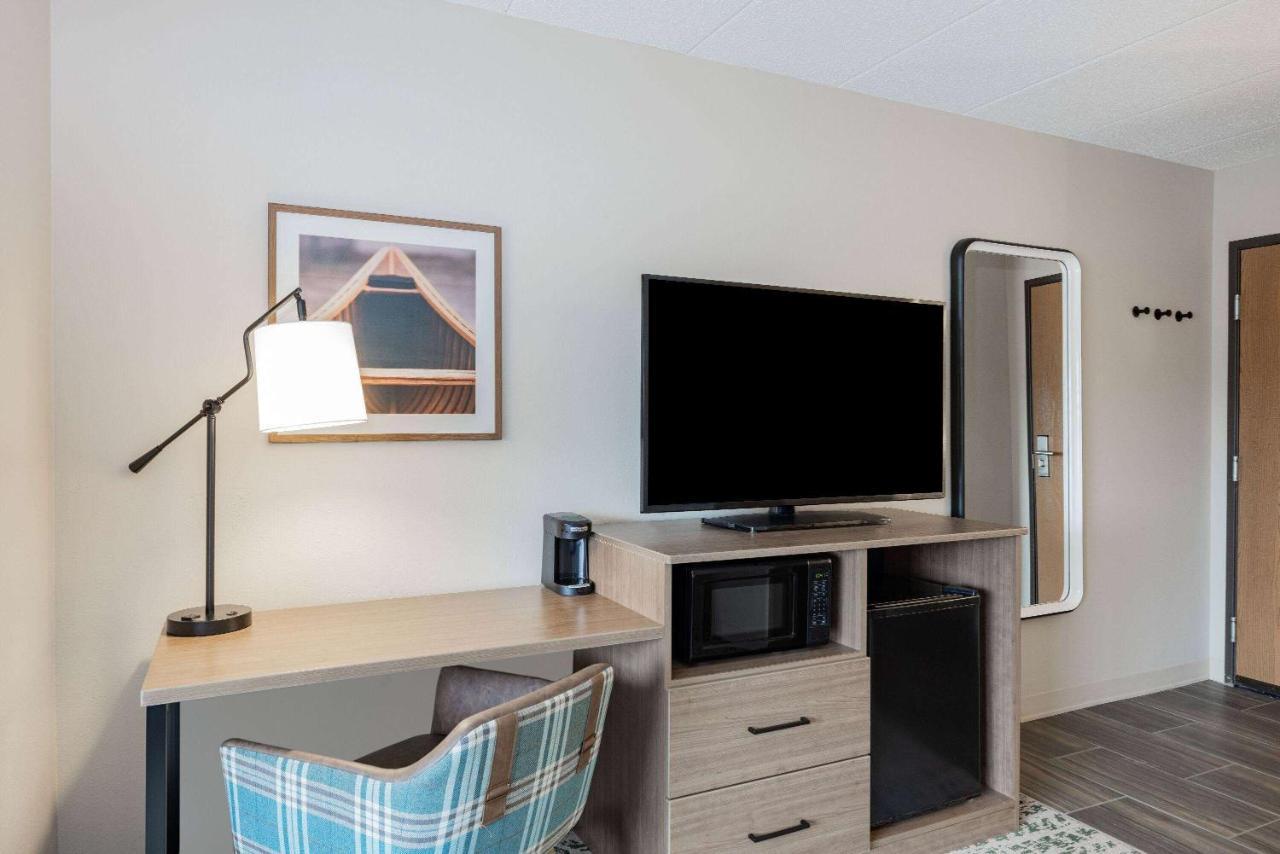 Americinn By Wyndham Duluth South Proctor Black Woods Event Ctr Exteriör bild